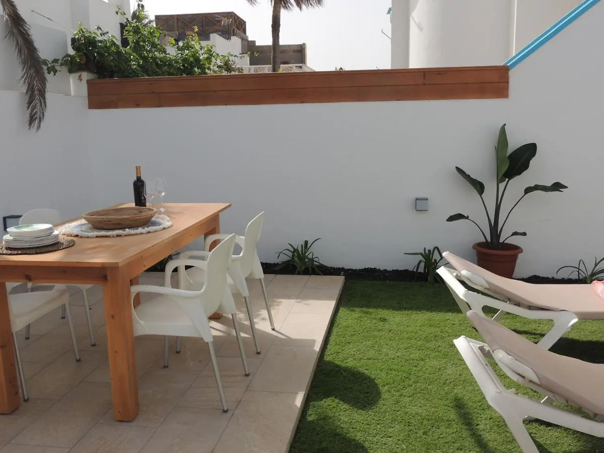 Cozy, Beach House , By Mahbovillas La Oliva 0*,  Španělsko